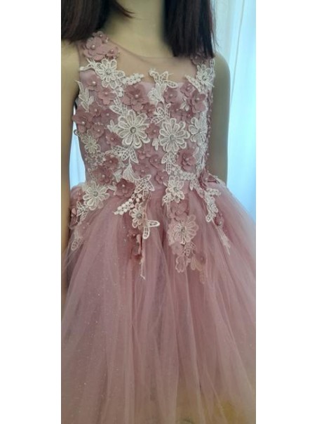 Vestido com flores 3D
