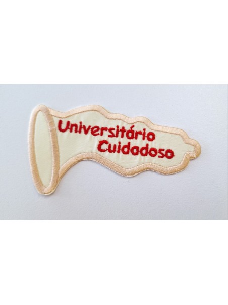 Universitário Cuidadoso