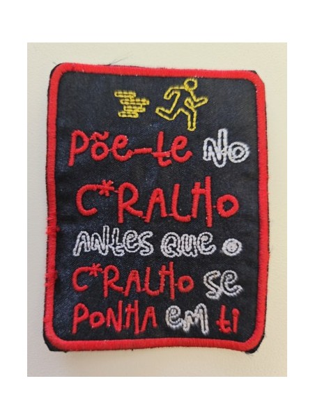 Põe-te No C*ralho Antes Que O C*ralho Se Ponha Em Cima DE Ti