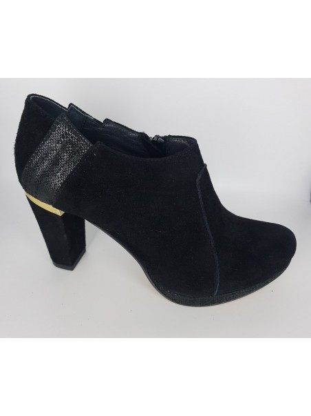 Botins pele