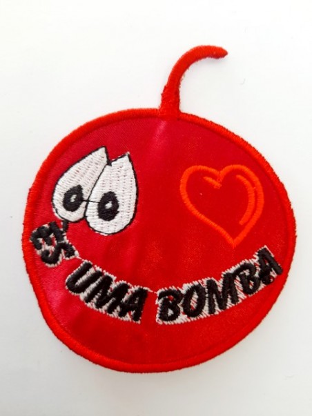 És Uma Bomba