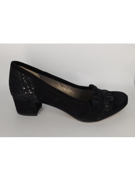 Sapatos em pele